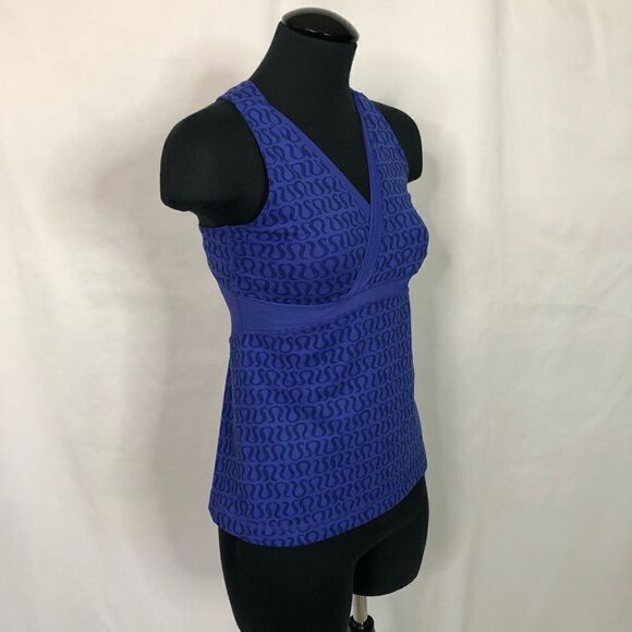 LuluLemon Whisper Logo Tank - Women’s 6 - Picture 2 of 7